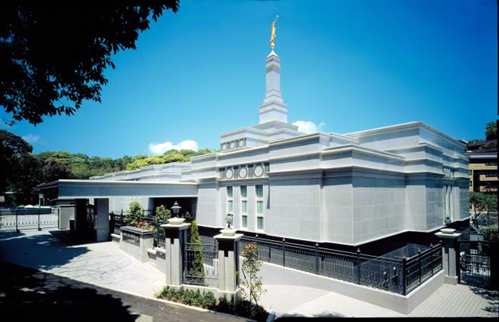 Fukuoka Temple (2000)