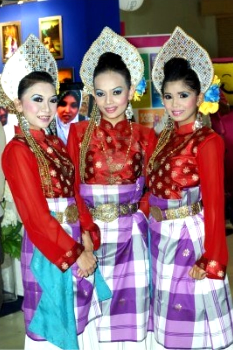 Picture Information: National Dress of Malaysia